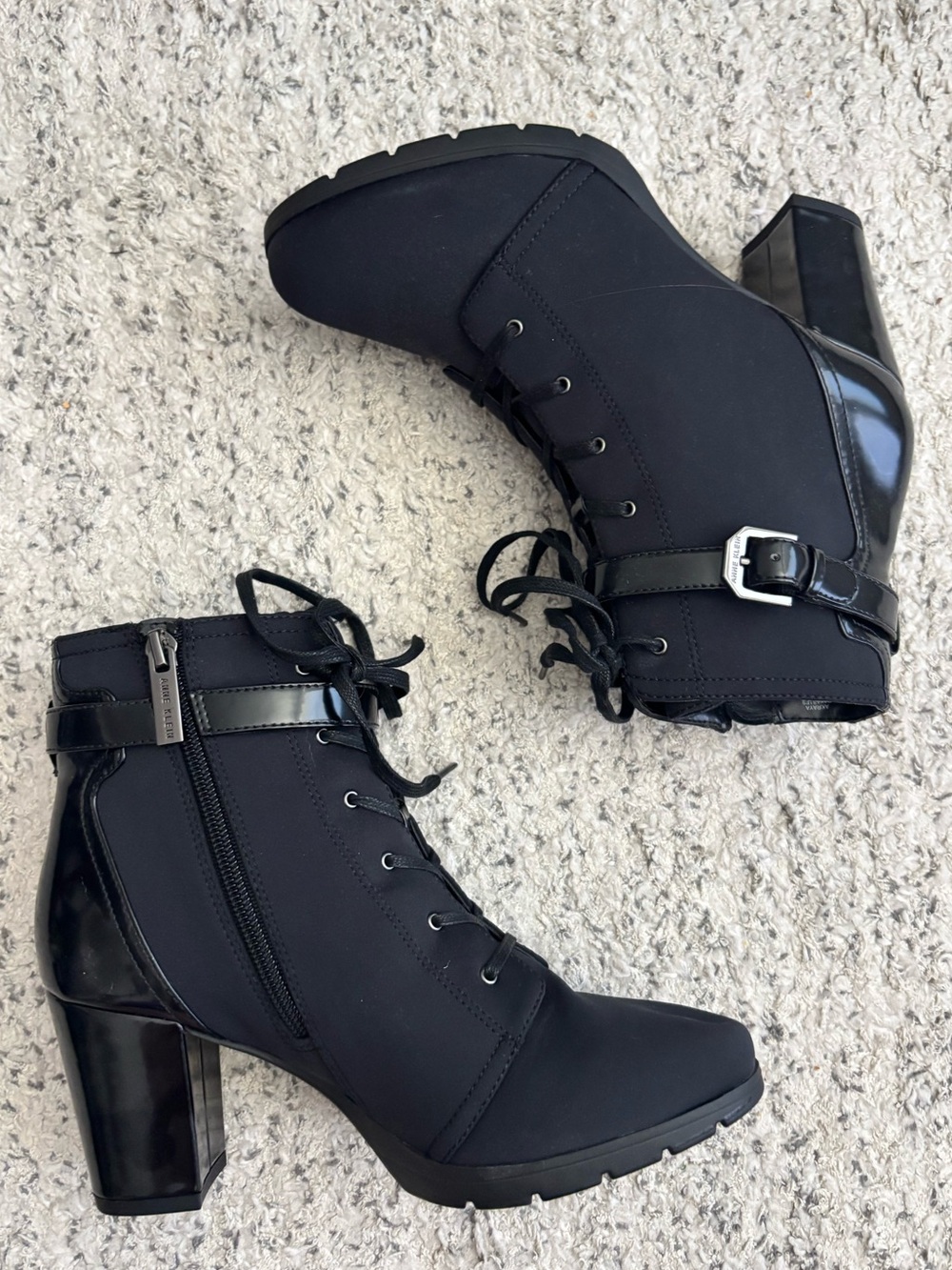 Anne Klein iFlex Navy Moto Lace-Up Block Heel Ankle Boots Size 6 NWOT